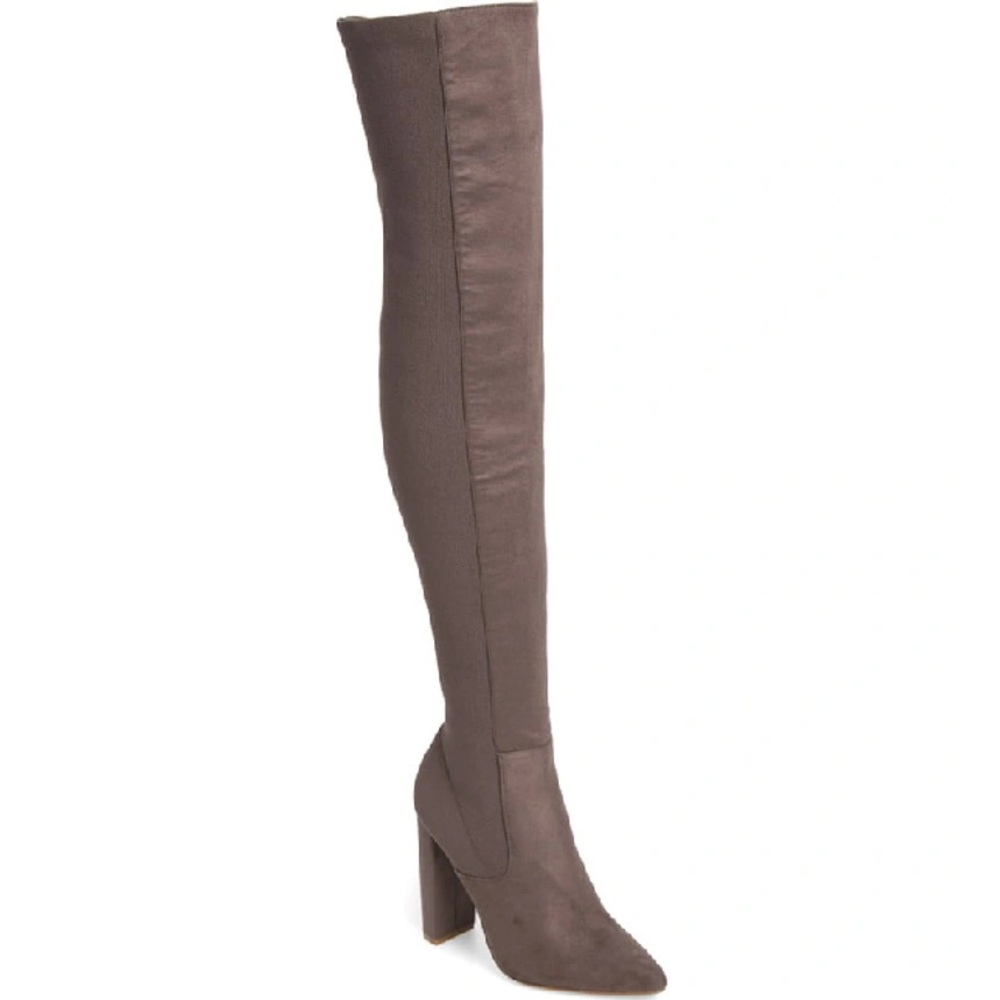Essence Over the Knee Stretch Boot
STEVE MADDEN